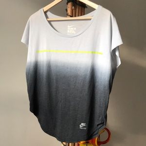 Nike T-Shirt